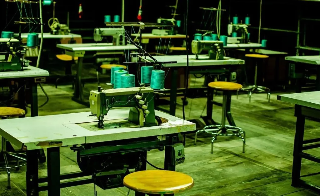 how to choose a sewing machine