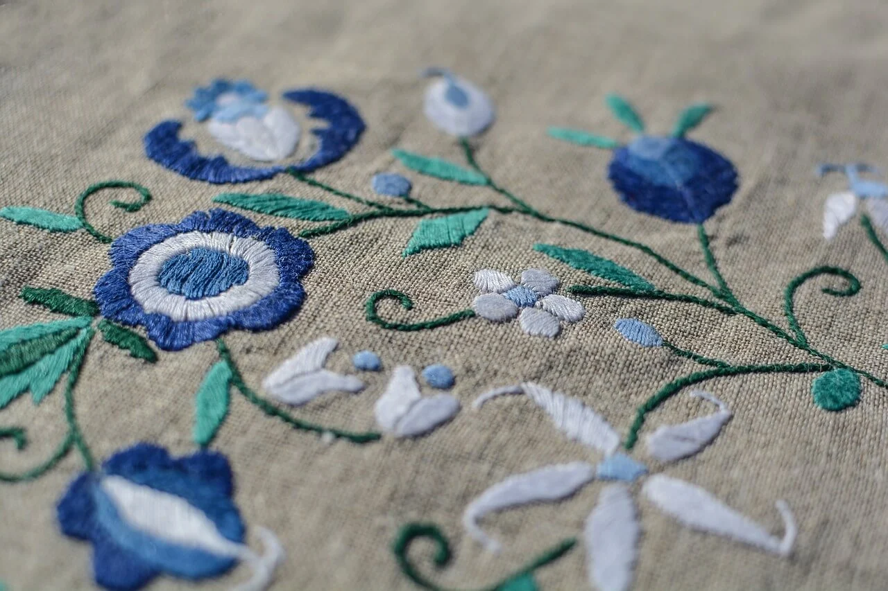 types of embroidery designs - including floral