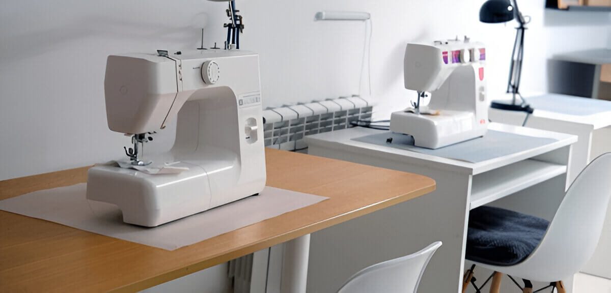 comparing machine types by features—dials, screens, power, stitch range, and ideal fabrics.